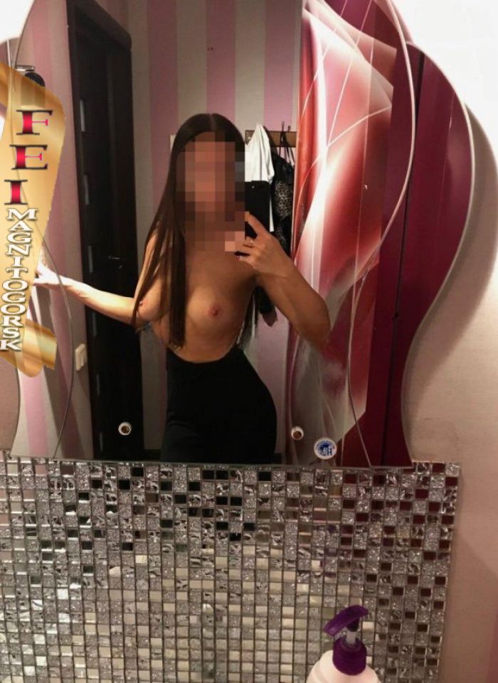 проститутка шлюха Каринка, +7 (992) 049-5803